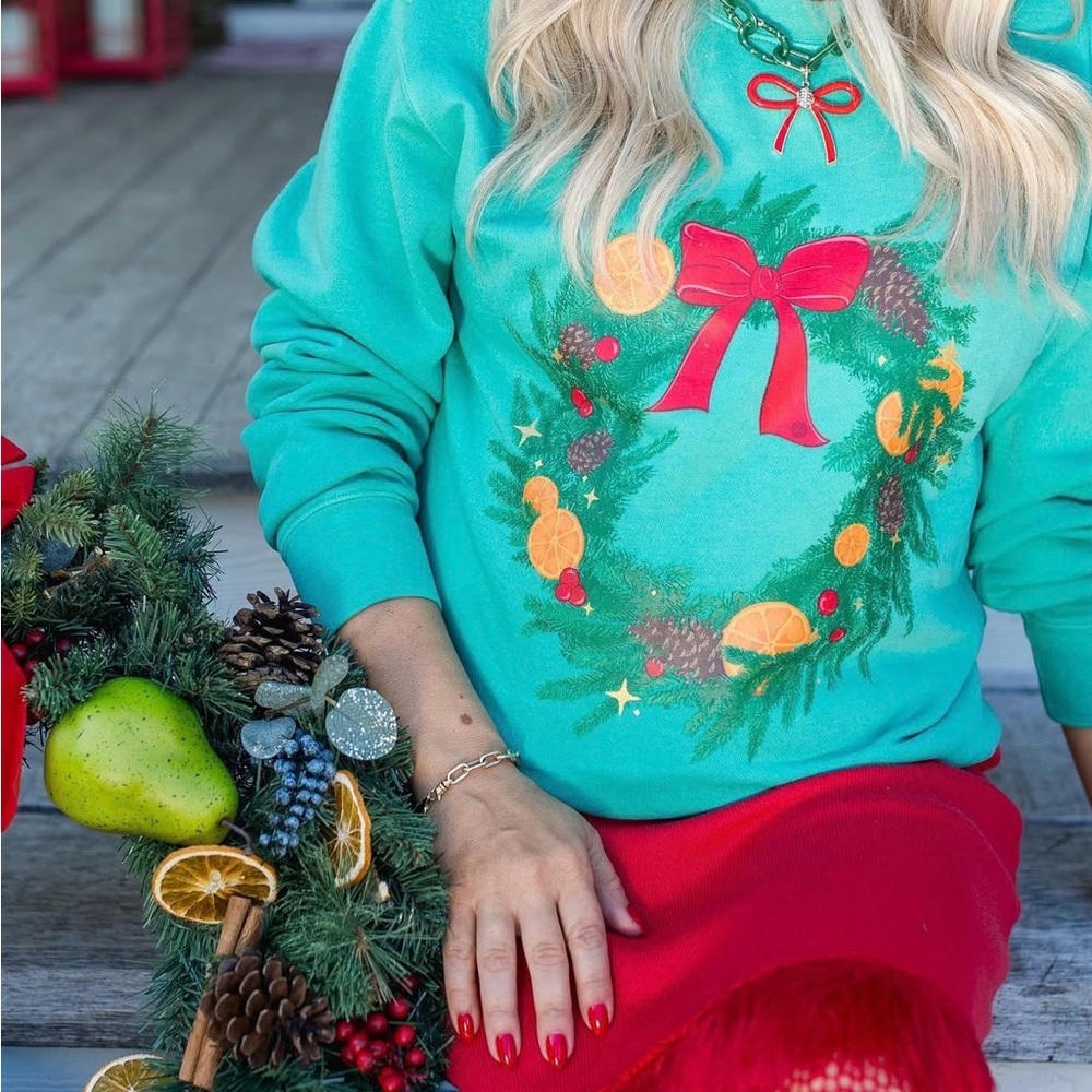 NWT LIVING FULLY CO CHRISTMAS SWEATSHIRT